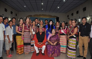 The Governor of Arunachal Pradesh Shri P.B. Acharya and States First Lady Smt Kavita Acharya with cultural troupes at Tezu on the 5th August 2017. 